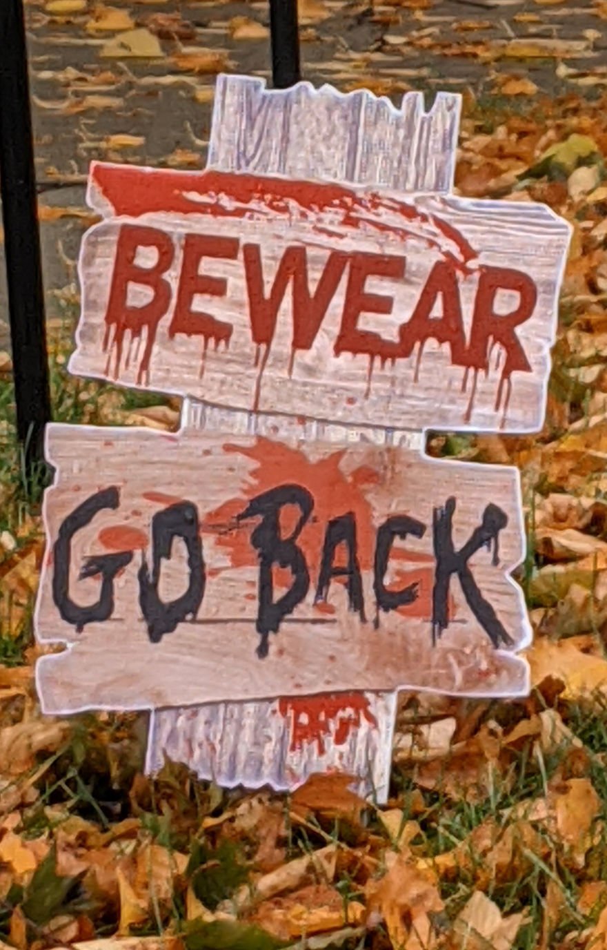 Halloween house Seventh Avenue sign.jpg